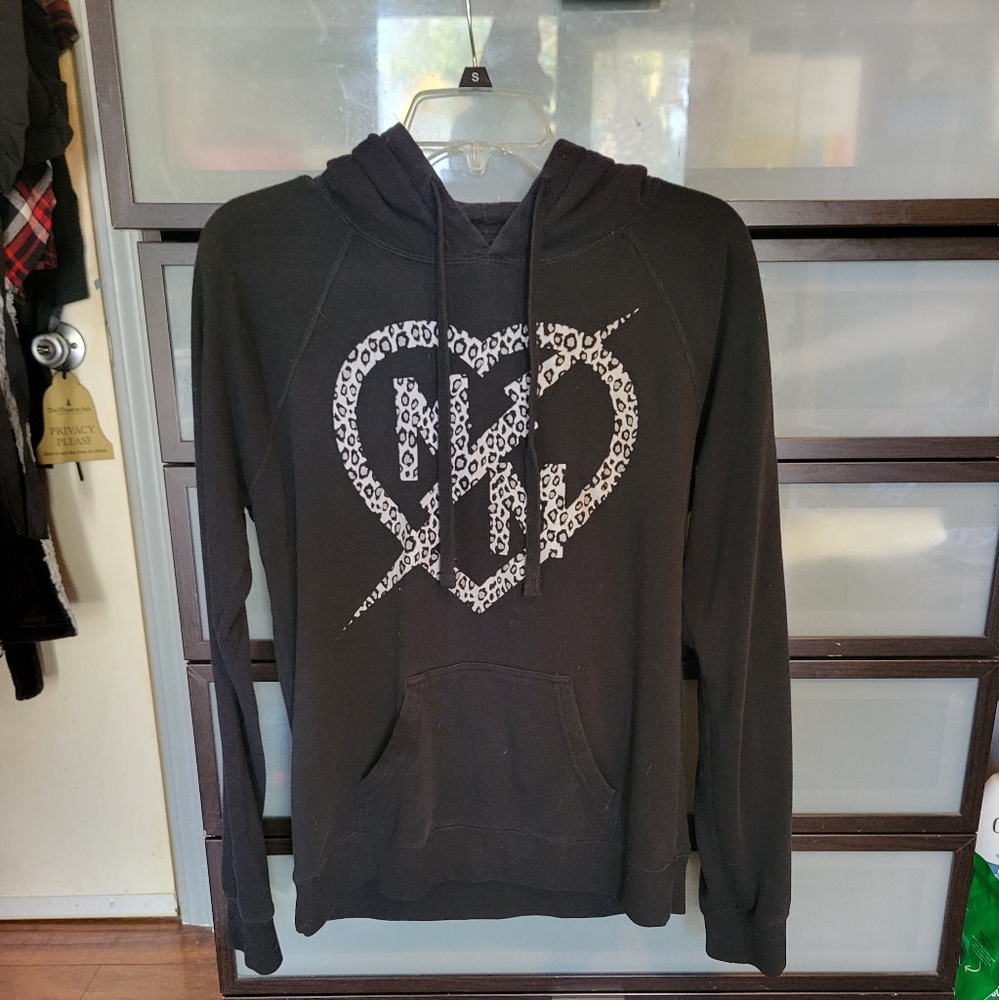 METAL MULISHA PULLOVER HOODIE BLACK WITH LEOPARD LOGO WOMENS MEDIUM